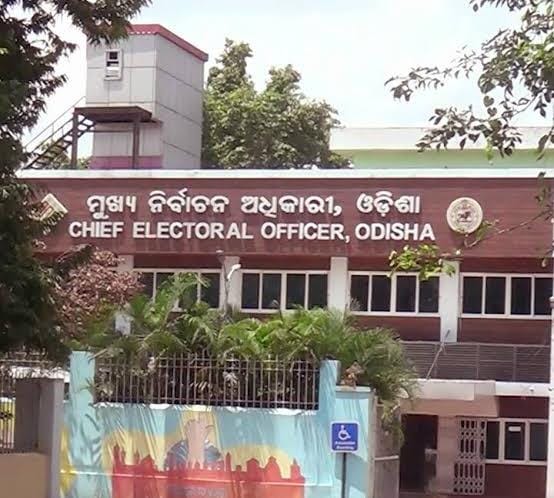 6a4dcf13-9a18-4ce9-bb34-b95a7319a07e