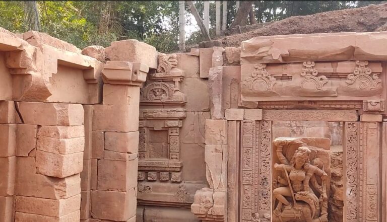 d1ffa30c-b7d4-412d-8424-bb43c99e353a