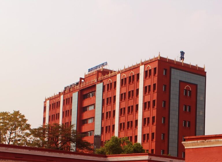 4db26c8c-c14f-4b64-8fcd-8492a9ef06ef