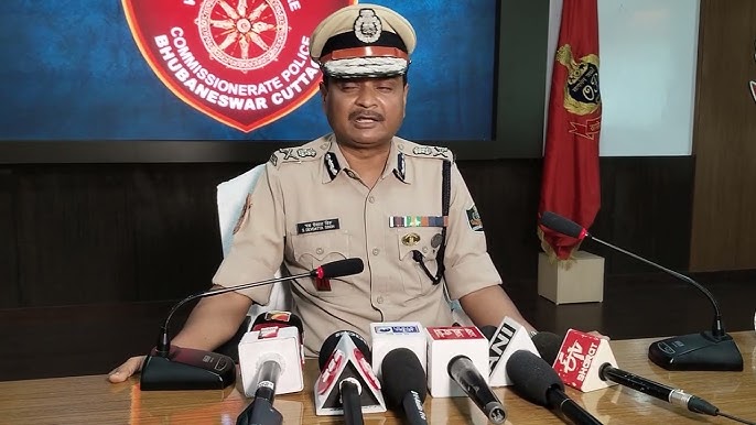 f189b956-6dde-4d20-8227-278fb60c2893