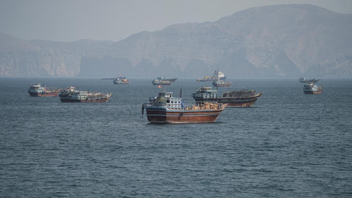 2026-10-02T080752Z_932979788_RC2UUNACNZRP_RTRMADP_3_IRAN-CRISIS-OMAN-HORMUZ