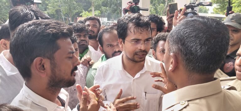 od-bbsr-01-utkal-university-students-fight-7206049_14102026134727_1410f_1791965847_97